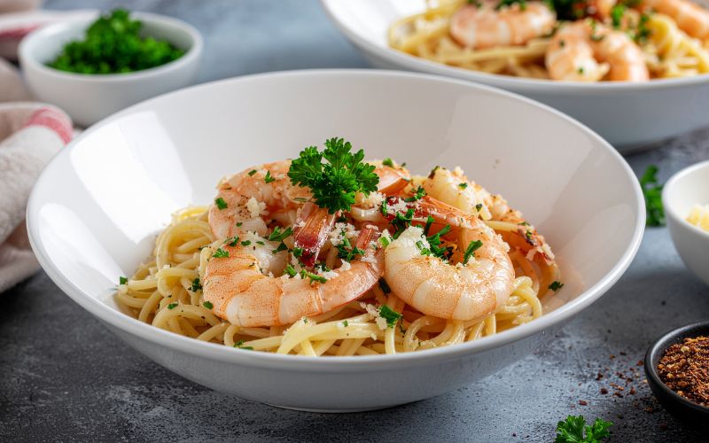 There are quick dinners I make because I need dinner on the table. Then there are quick dinners I make because I still respect them. This is the second kind.